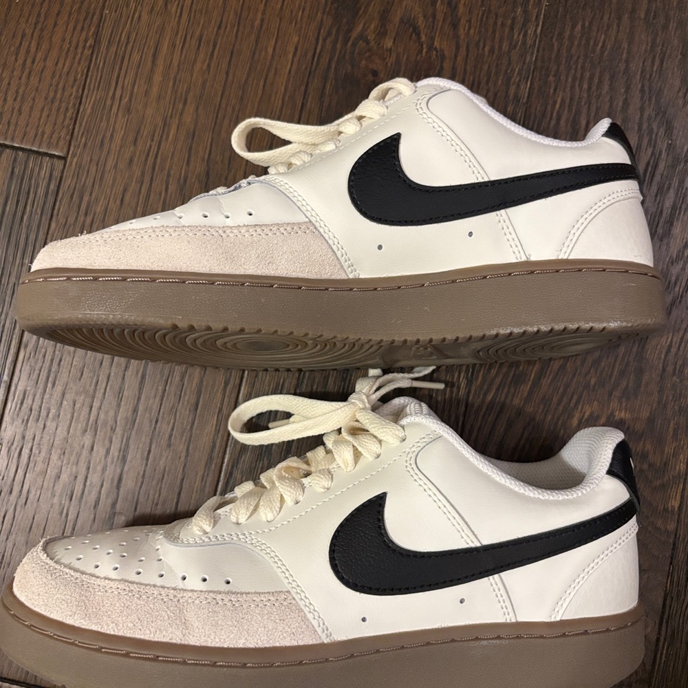 NIKE COURT VISION LO